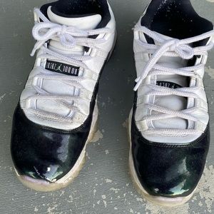 Jordan 11s